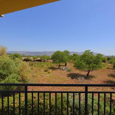 Villa Solarino Sleeps 8 Pool Air Con Wifi Floridia